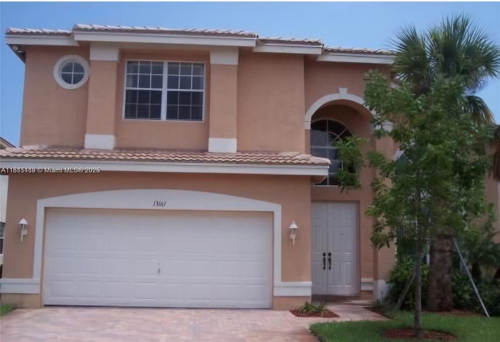 Rental Property at 13161 Sw 45th Dr, Miramar, Broward County, Florida - Bedrooms: 4 
Bathrooms: 4  - $4,500 MO.