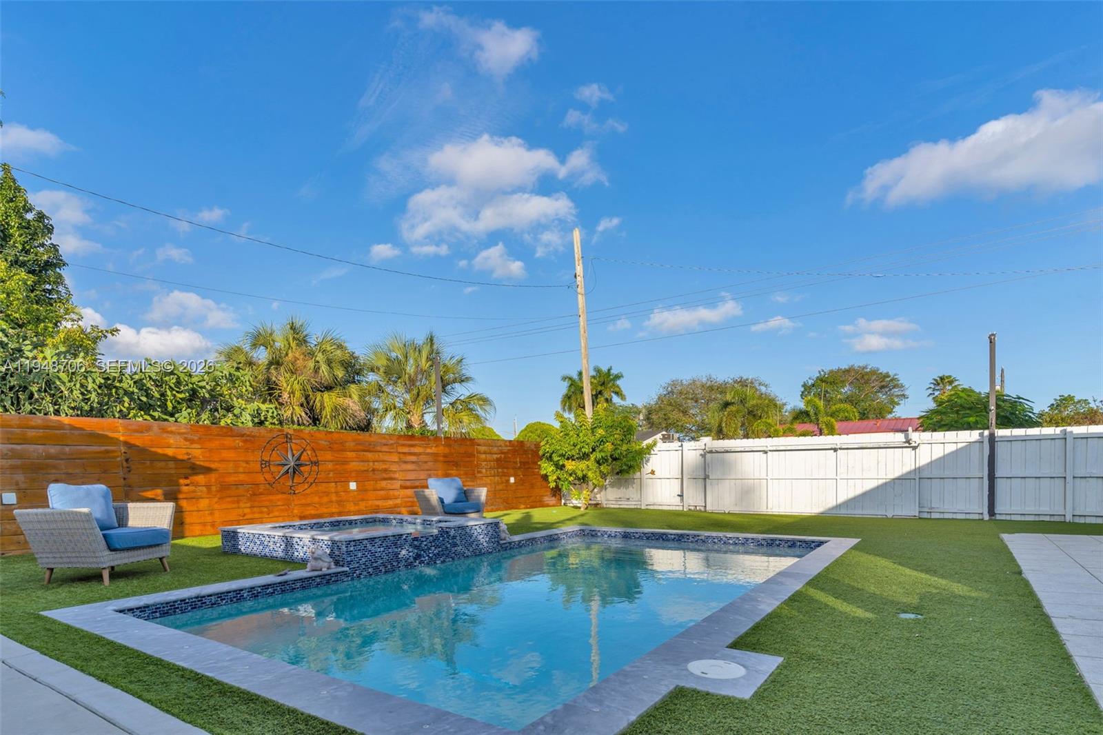 HIBISCUS PARK - Residential