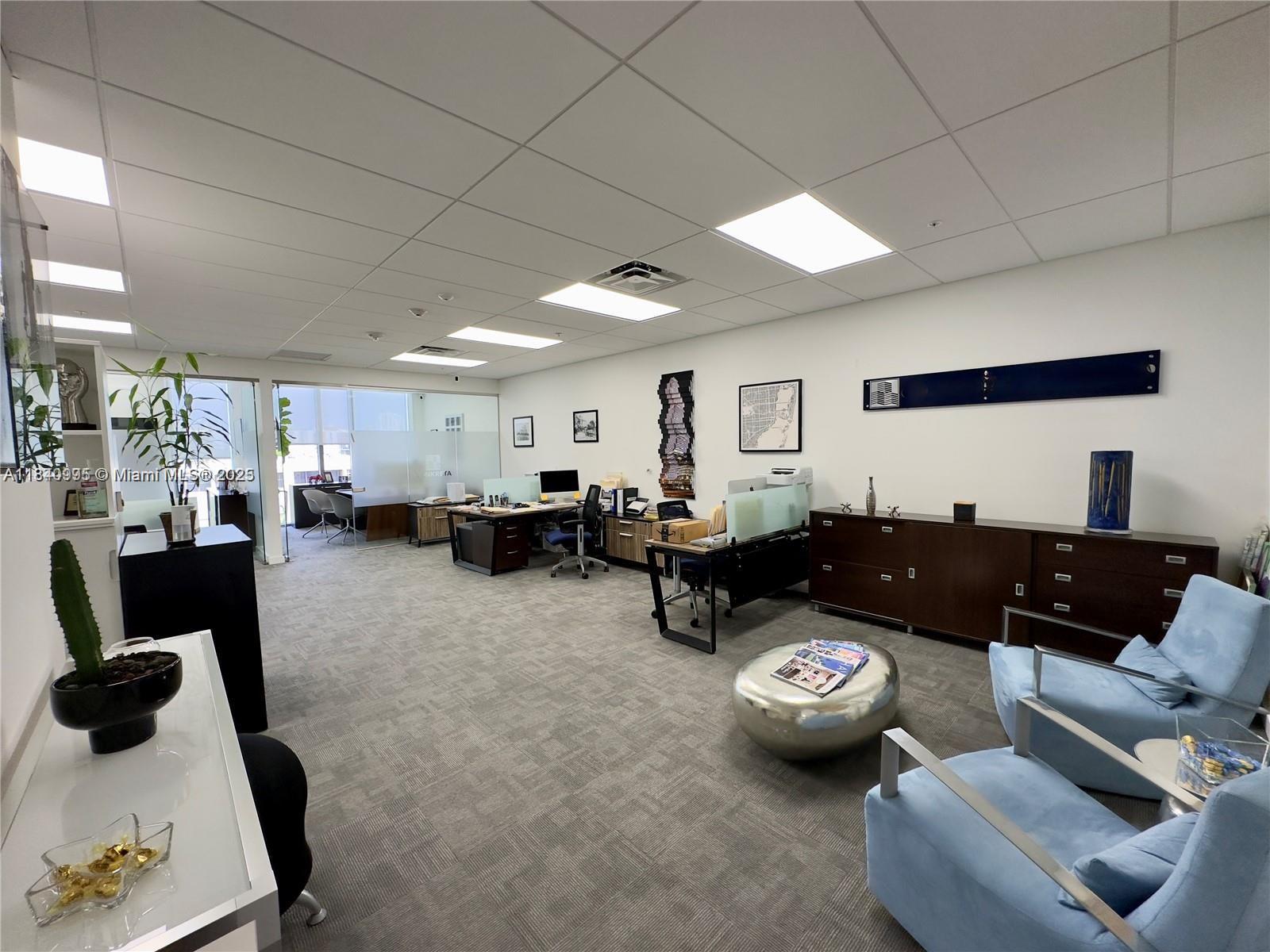 Prime office space available for lease in one of Miami’s most vibrant and sought-after mixed-use complexes. This location offers not only modern office facilities but also unbeatable convenience, surrounded by top-tier amenities. Enjoy easy access to renowned restaurants such as Pura Vida, Mister O1, and many more, as well as prime fitness studios including Barry’s Bootcamp and SoliCore. Perfect for businesses looking to elevate their workspace with an energetic, lifestyle-driven environment that attracts talent and impresses clients.