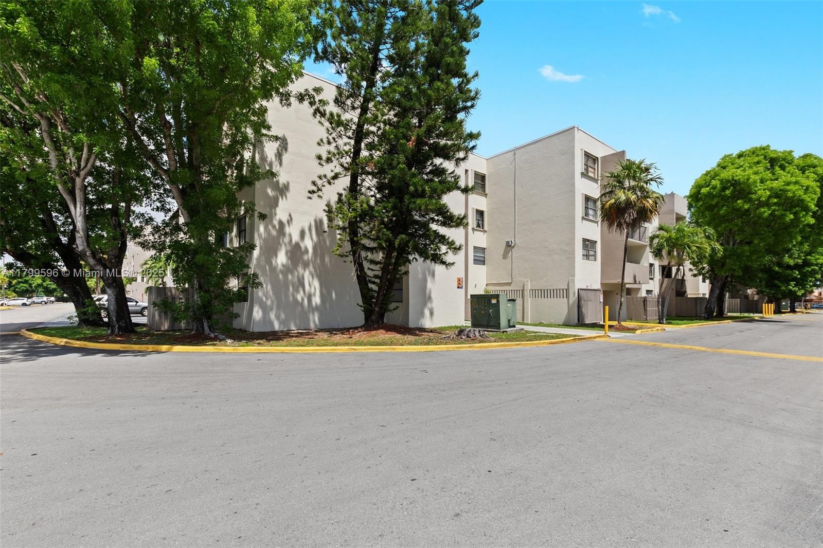 PEPPERMILL KENDALE LKS W - Residential