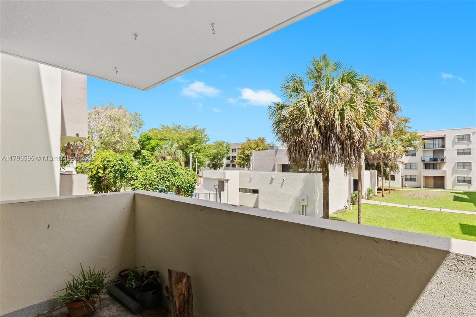 PEPPERMILL KENDALE LKS W - Residential