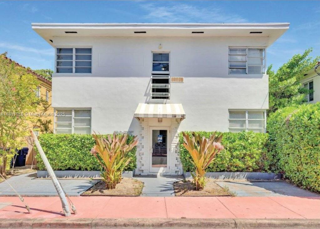 7510 Byron Ave 4, Miami Beach, Miami-Dade County, Florida - 1 Bedrooms  
1 Bathrooms - 