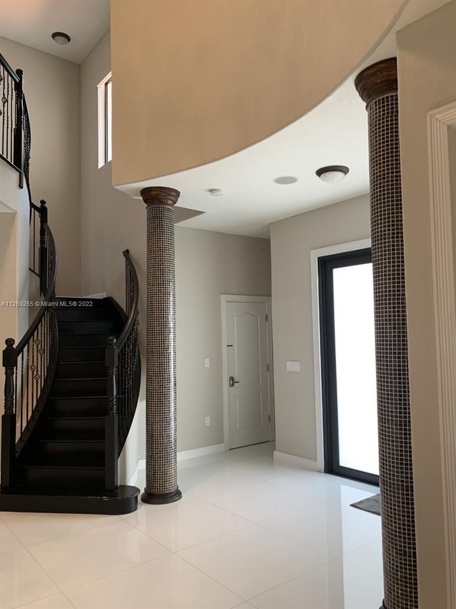 CUTLER CAY - Residential
