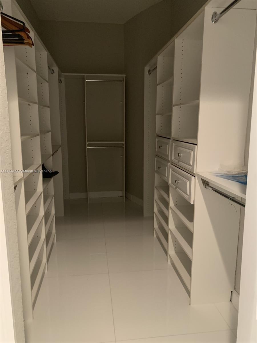 CUTLER CAY - Residential