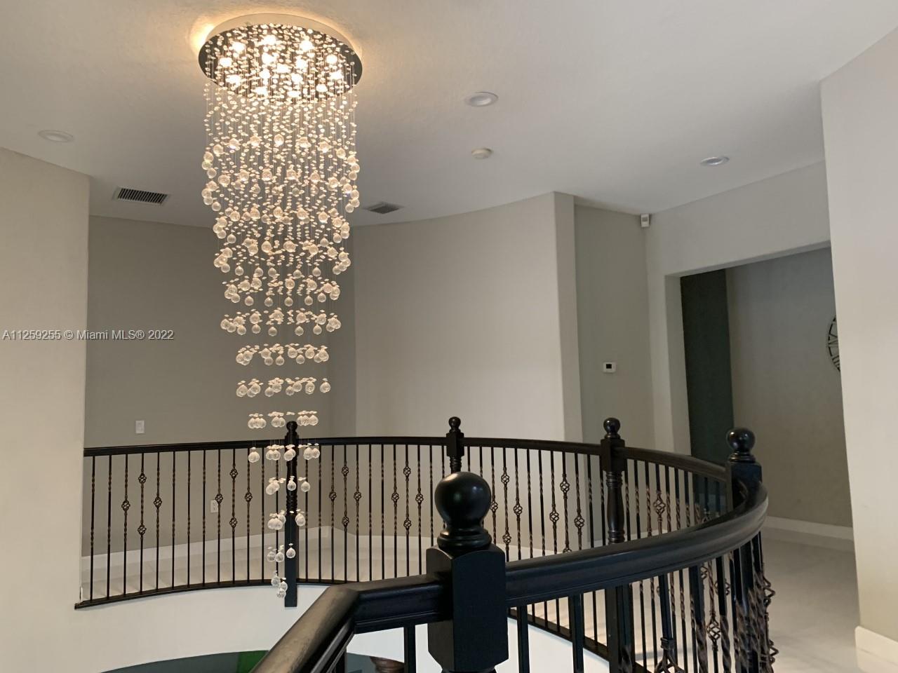 CUTLER CAY - Residential