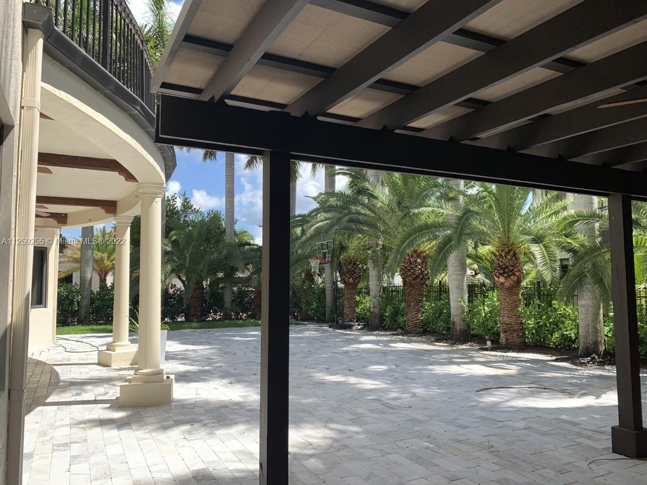 CUTLER CAY - Residential