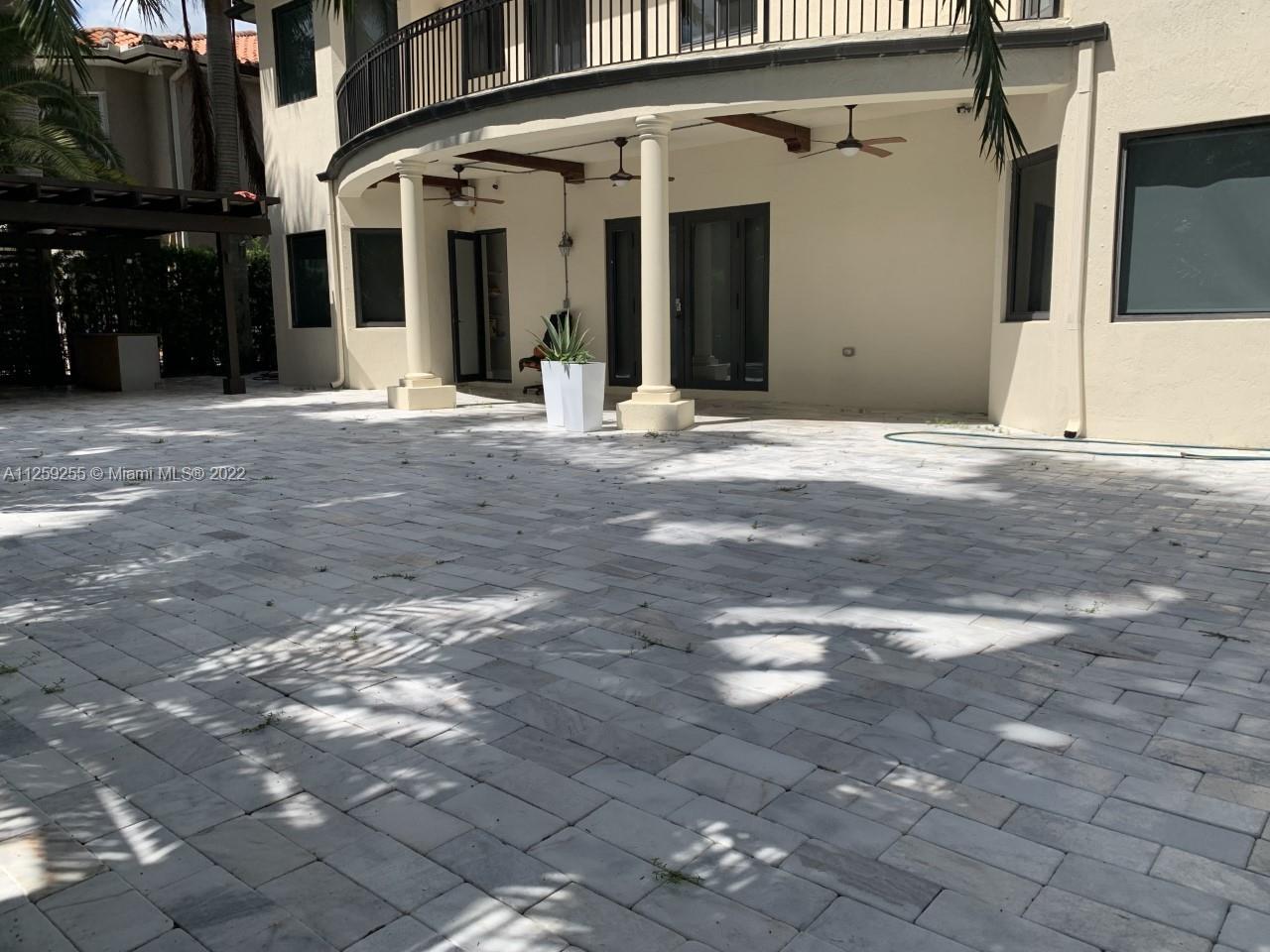 CUTLER CAY - Residential