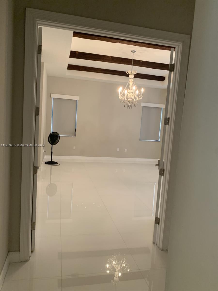 CUTLER CAY - Residential