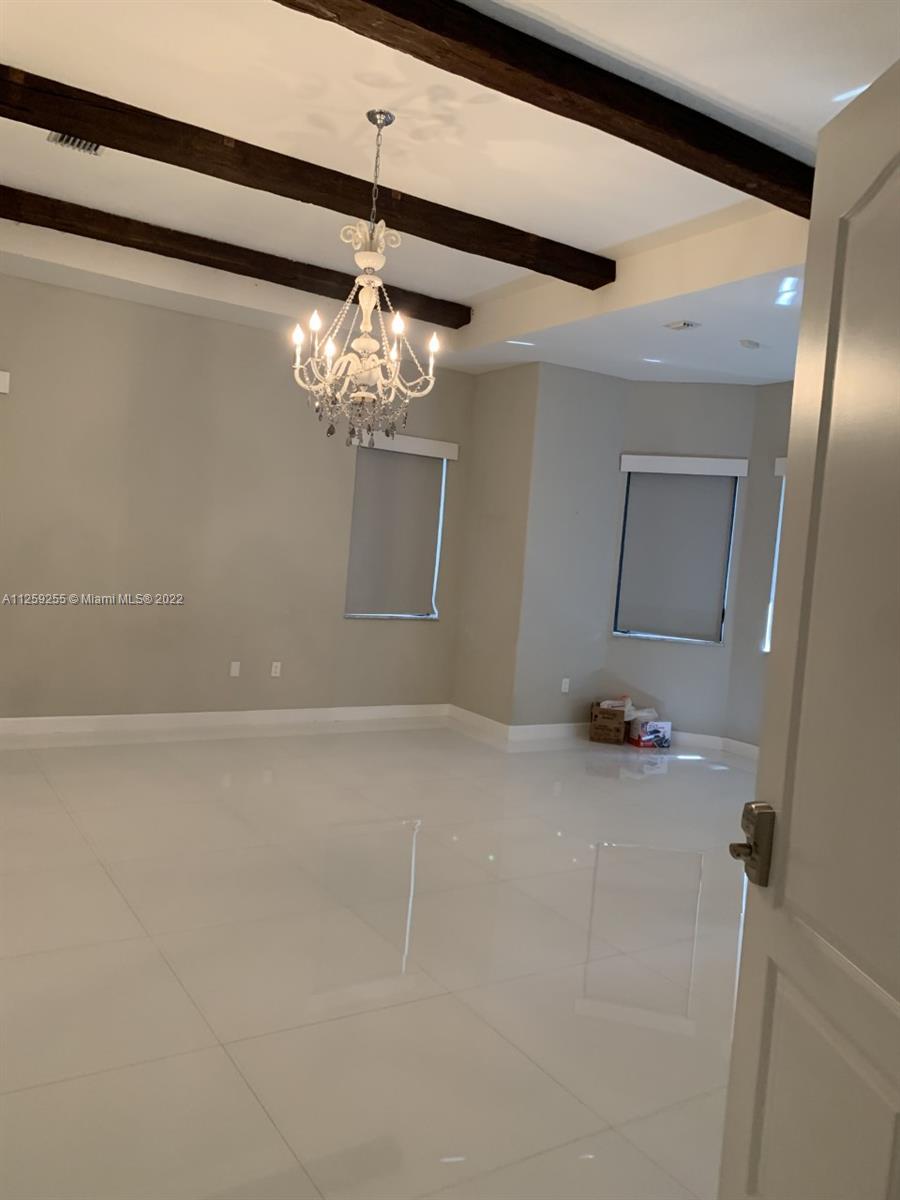 CUTLER CAY - Residential
