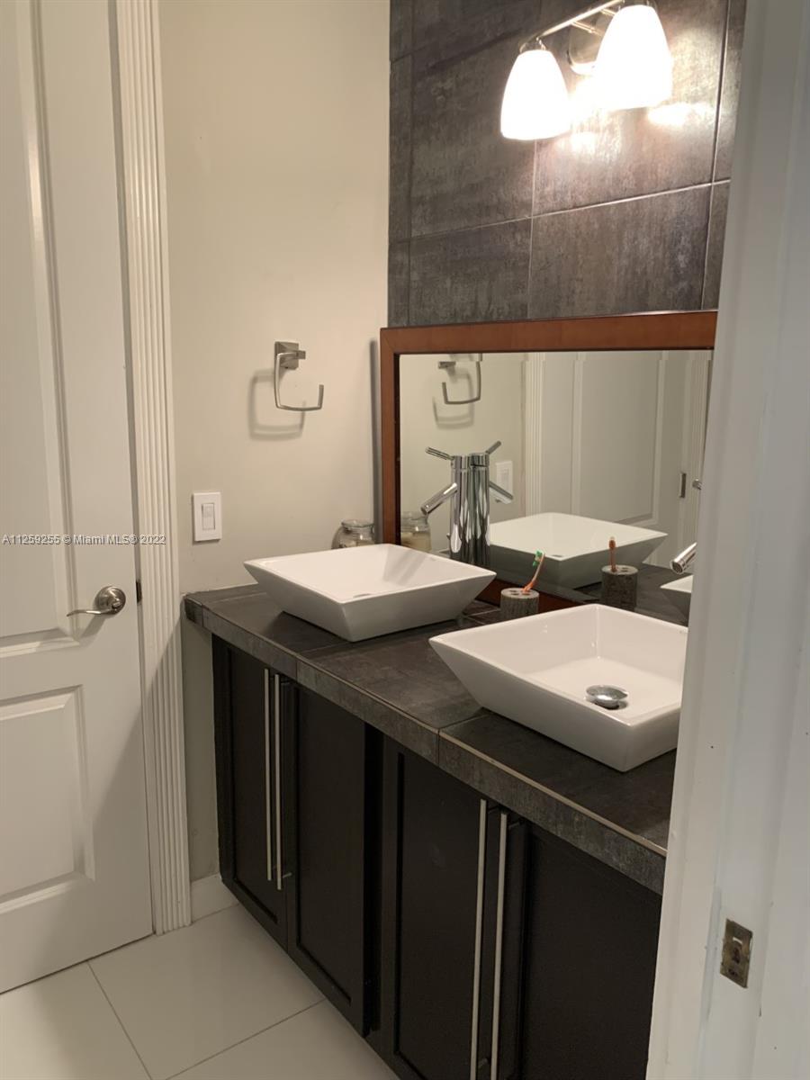 CUTLER CAY - Residential