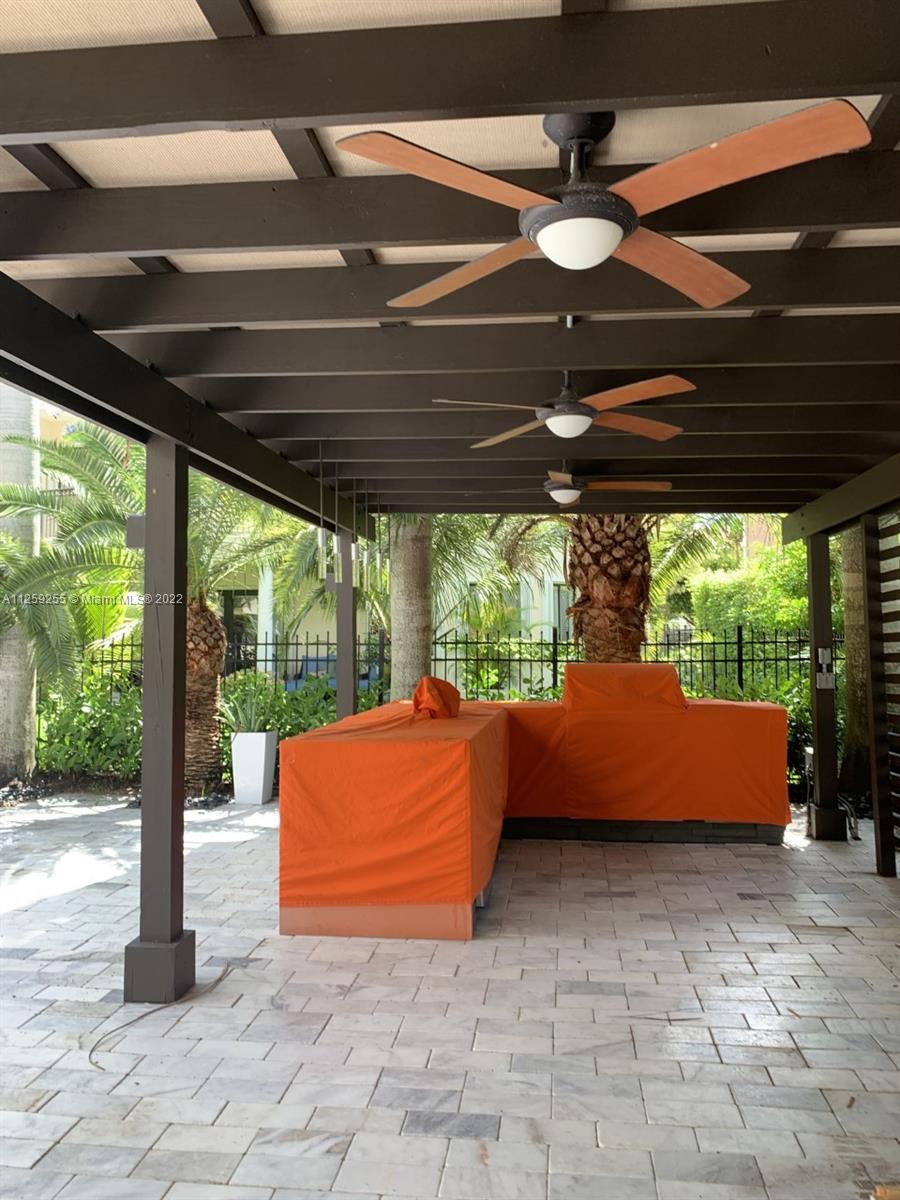 CUTLER CAY - Residential