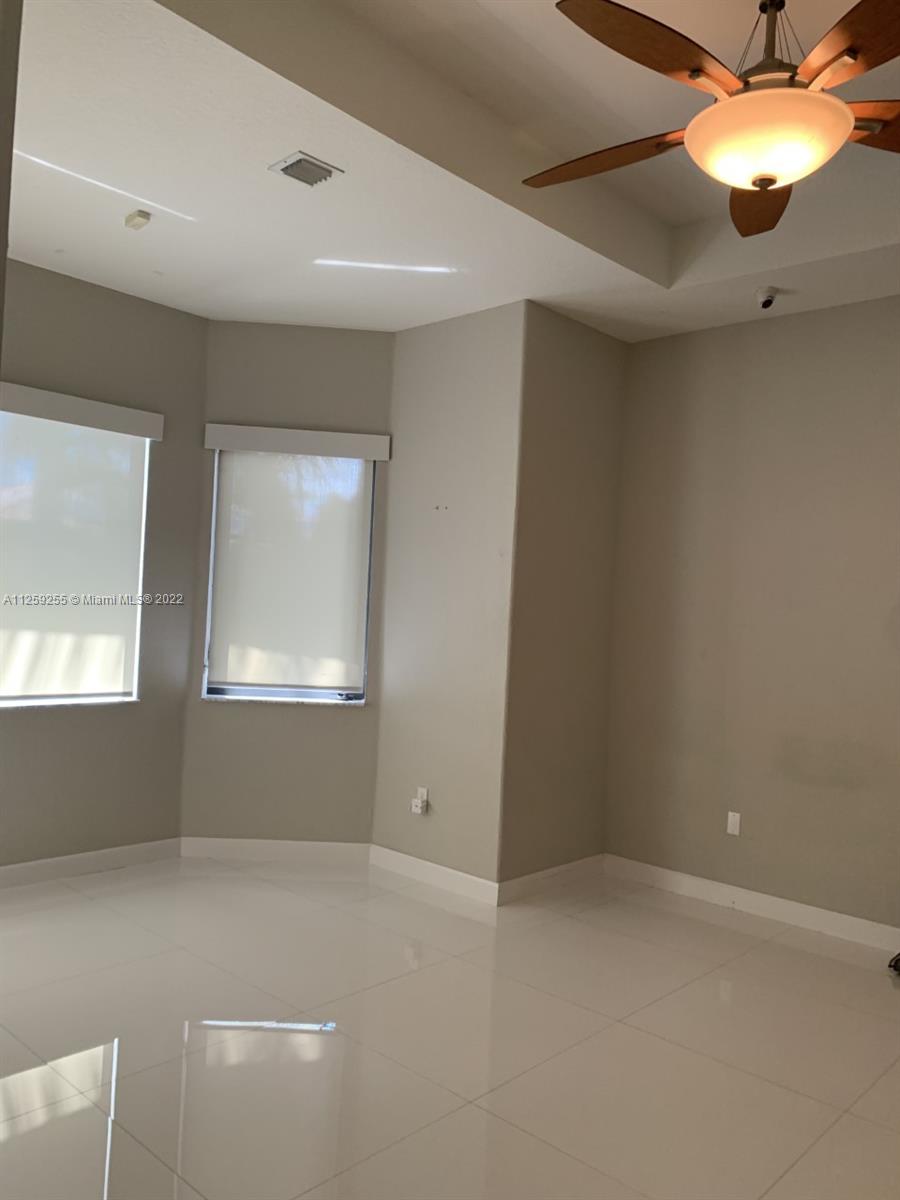 CUTLER CAY - Residential