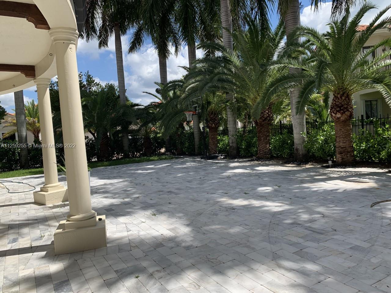 CUTLER CAY - Residential