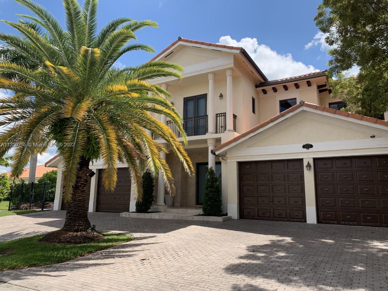 CUTLER CAY - Residential