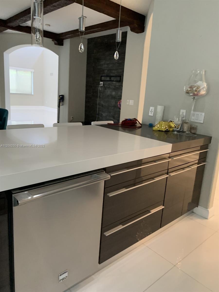 CUTLER CAY - Residential