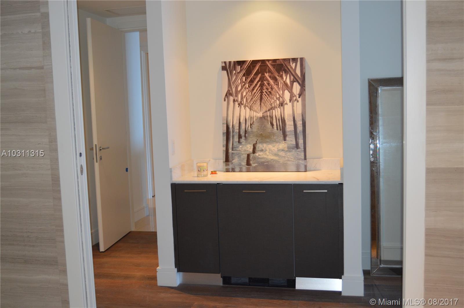 ECHO CONDO - Residential Lease