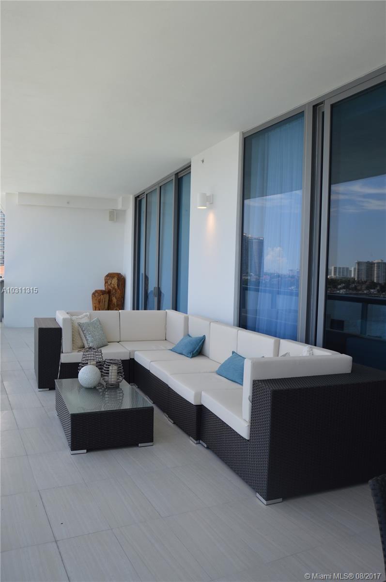 ECHO CONDO - Residential Lease
