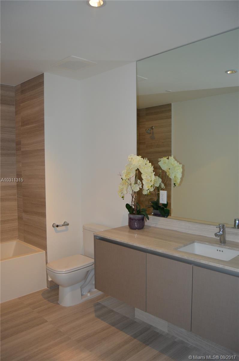 ECHO CONDO - Residential Lease