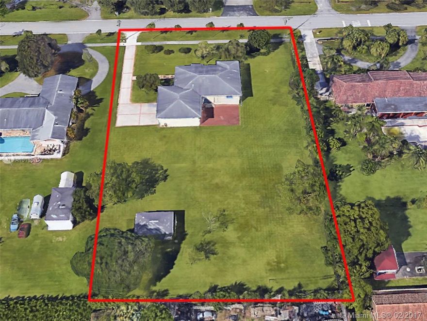 IF YOU ARE LOOKING FOR A JEWEL, THIS IS THE ONE. BEAUTIFUL  PROPERTY ON A VERY QUIET AND PRIVATE NEIGHBORHOOD WITH GREAT SCHOOLS. GREAT POTENTIAL FOR THIS 1-STORY HOME. THE 2037 SF (2/2 ON A TAX ROLL) CAN BE EASILY UPGRADED TO A 3/2 OR ANY OTHER SET UP YOU MAY NEED. EVEN ADDING LIVING AREA TO THE HOUSE. HUGE LOT WITH PLENTY OF SPACE FOR A POOL AND A BOAT.  THREE CAR GARAGE (INCLUDING A BOAT GARAGE) PERFECT FOR A LARGE FAMILY LOOKING TO RENOVATE. HOUSE IS IN IMPECCABLE MOVING IN CONDITION.