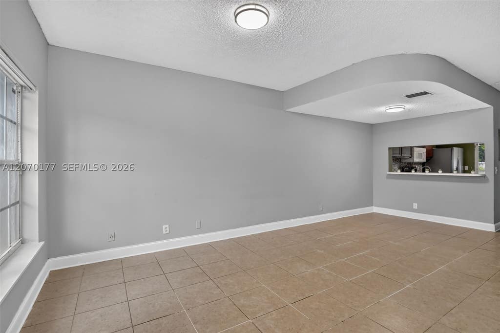 Photo of 4902 SW 31st Ter, Dania Beach, FL 33312 (MLS # A12070177)