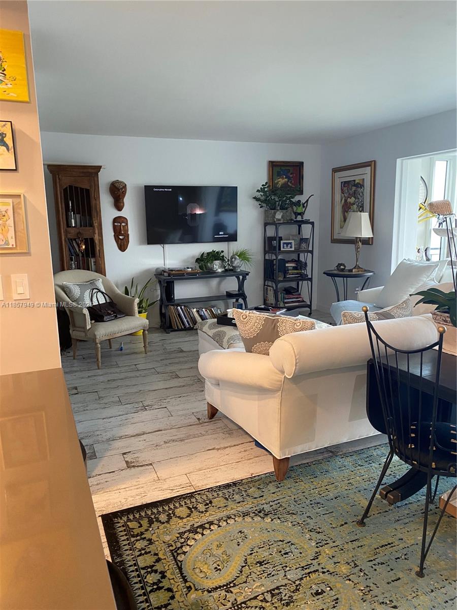 JOCKEY CLUB CONDO - Residential