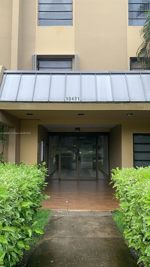 10431 N Kendall Dr D402 Miami FL 33176