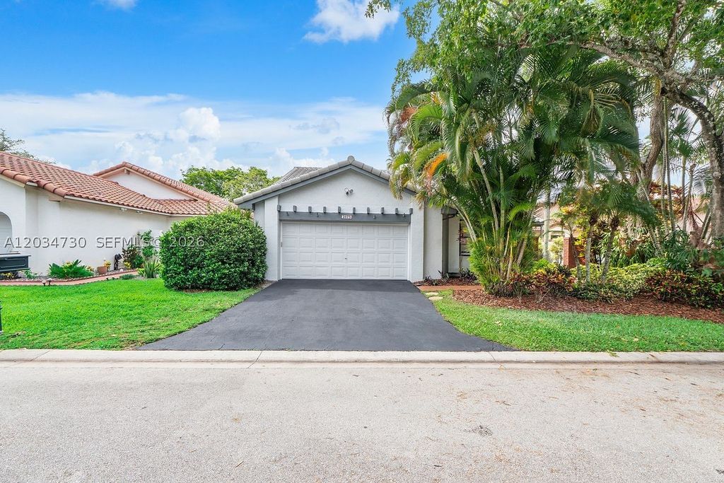 Photo of 2073 Montpeliar, Weston, FL 33326 (MLS # A12034730)