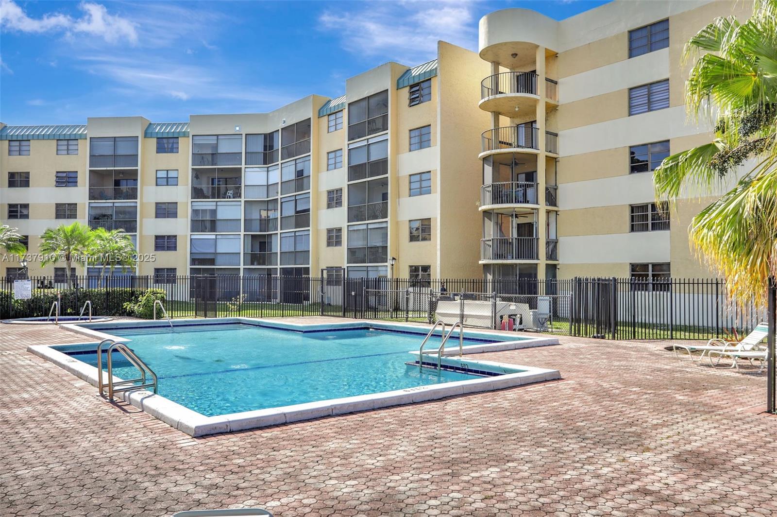 Property for Sale at 6575 W Oakland Park Blvd 412, Lauderhill, Miami-Dade County, Florida - Bedrooms: 2 
Bathrooms: 2  - $185,000