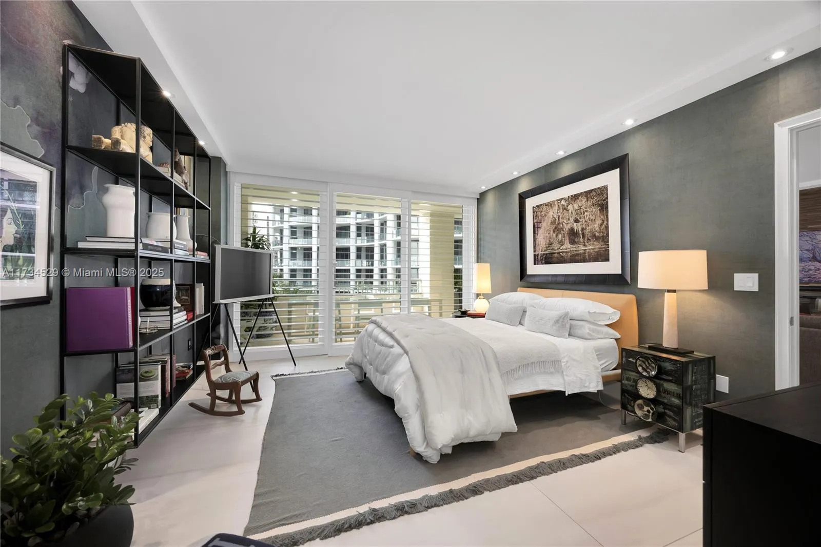 Miami, Florida 33133, United States, 2 Bedrooms Bedrooms, ,3 BathroomsBathrooms,Residential,Active,12612