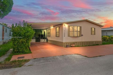 Mobile Home in Sweetwater FL 11268 6th Street St.jpg