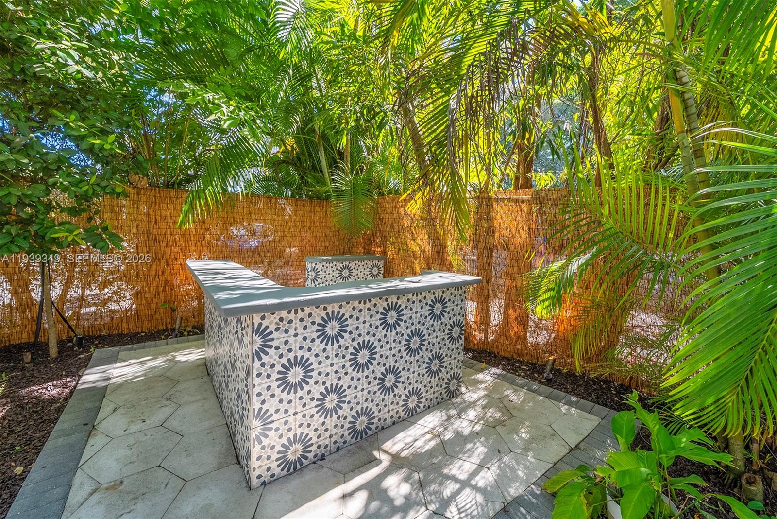 SUNSHINE VISTAS - Residential