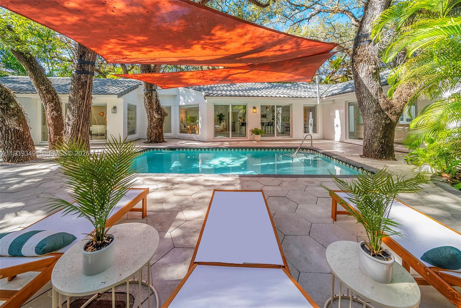 SUNSHINE VISTAS - Residential