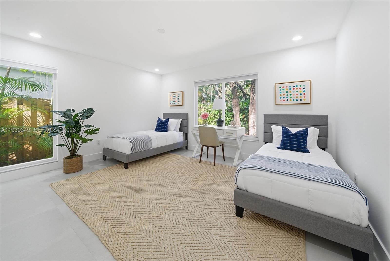 SUNSHINE VISTAS - Residential