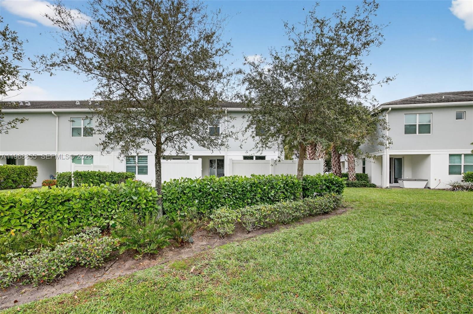 DEERFIELD CROSSING - Residential Lease