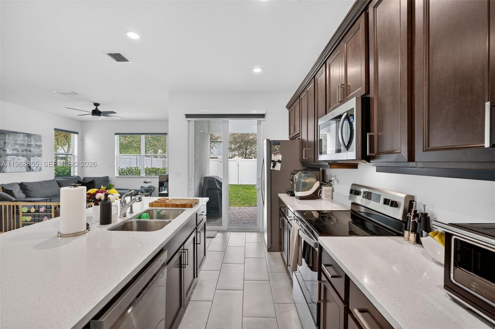 DEERFIELD CROSSING - Residential Lease