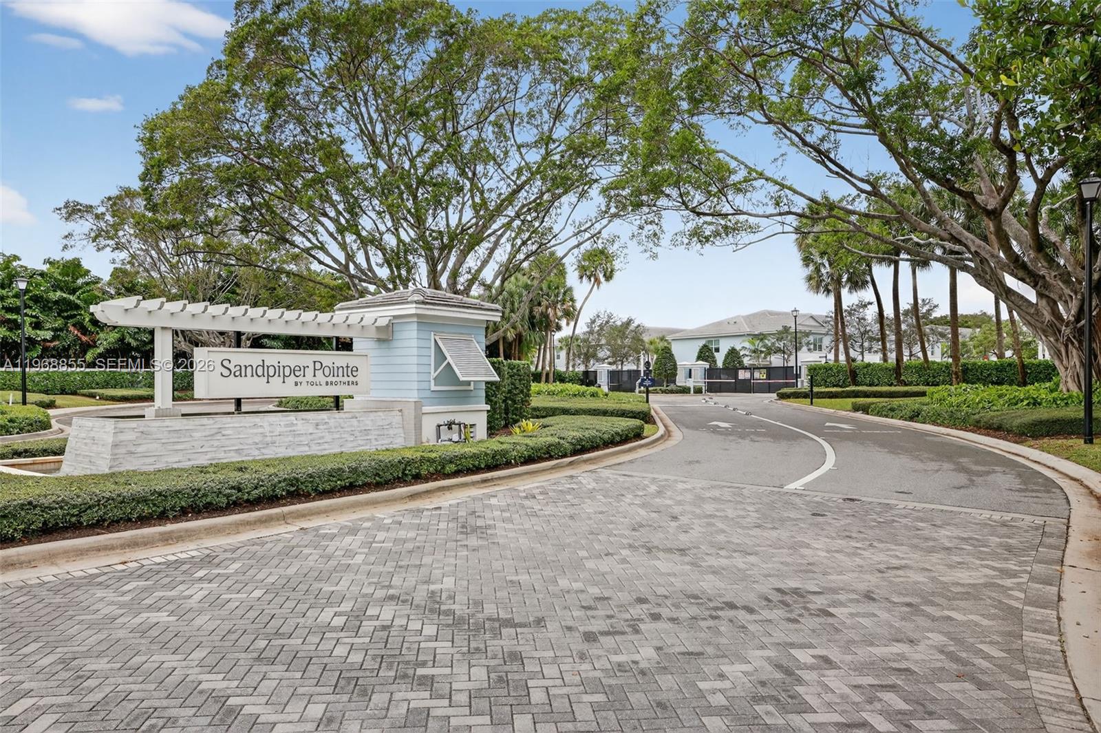 DEERFIELD CROSSING - Residential Lease