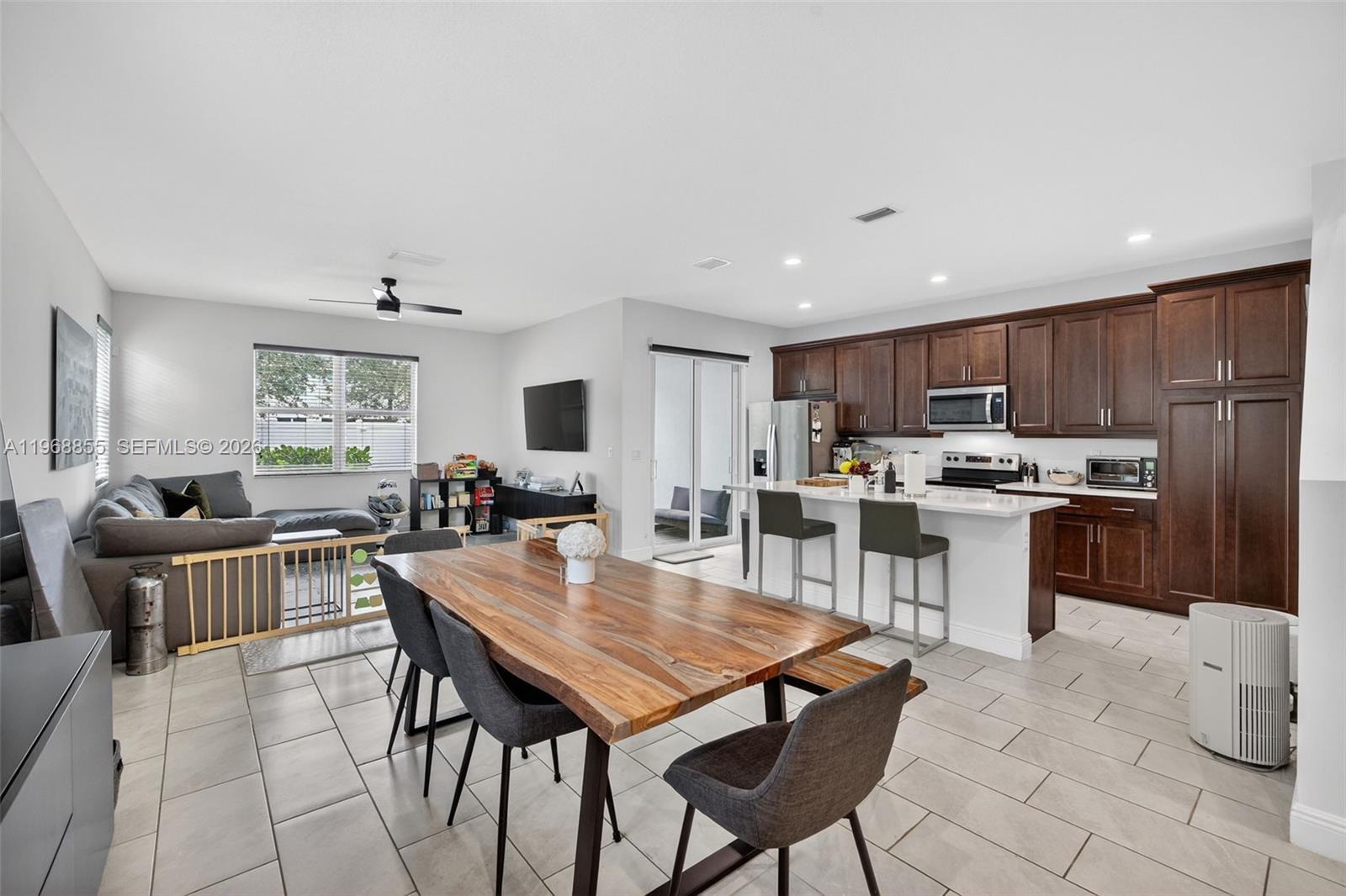 DEERFIELD CROSSING - Residential Lease