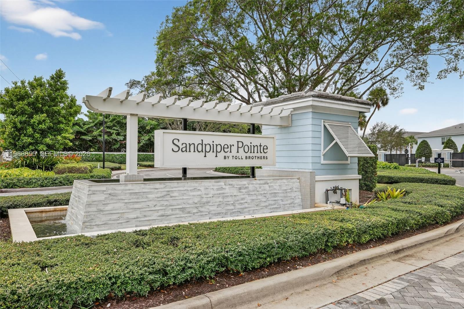 DEERFIELD CROSSING - Residential Lease