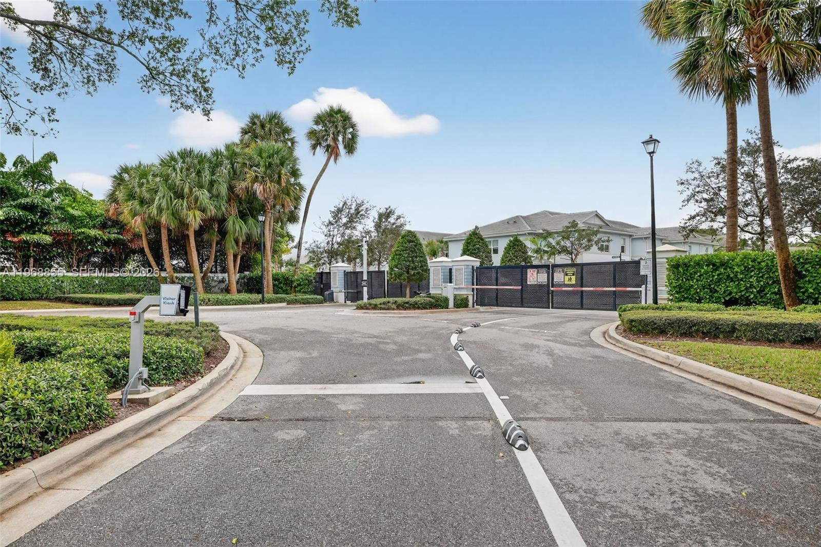 DEERFIELD CROSSING - Residential Lease