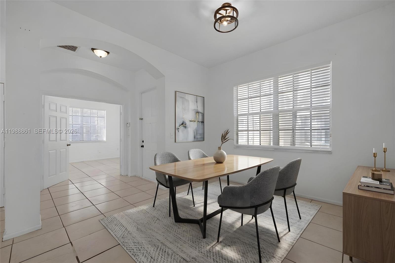 SILVER FALLS POD - Residential Lease