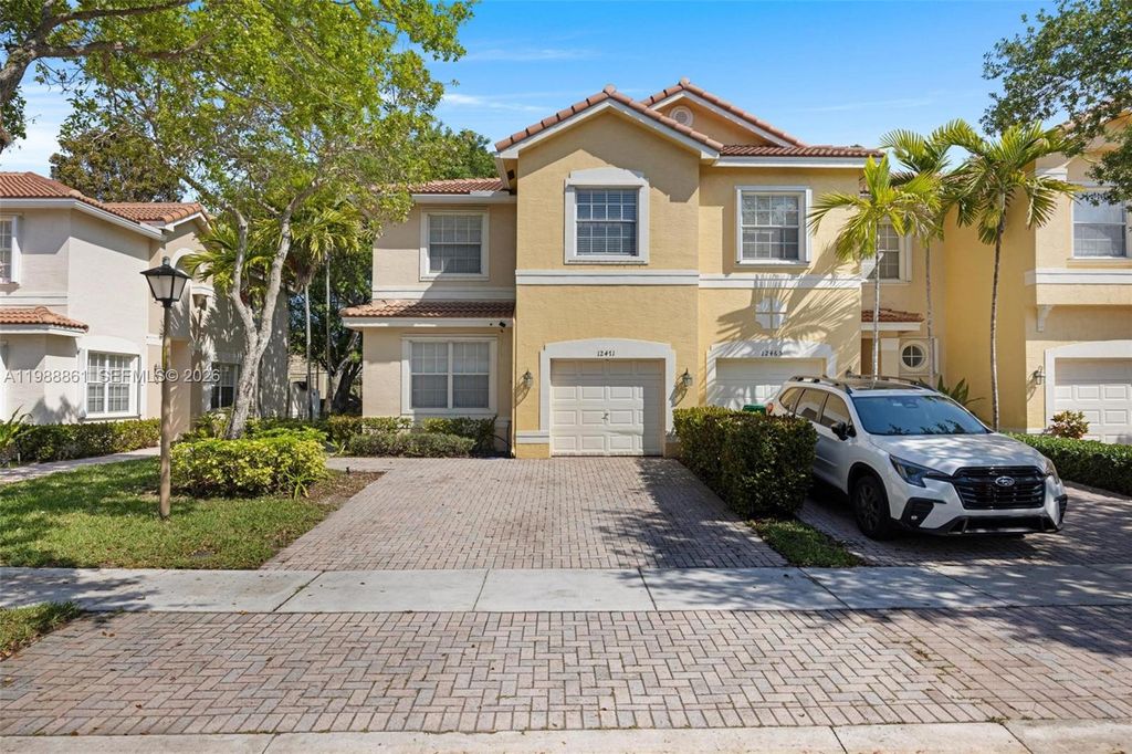 Photo of 12471 SW 42nd St, Miramar, FL 33027 (MLS # A11988861)