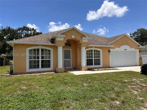 Photo of 7975 105th Ave, Vero Beach, FL 32967 (MLS # A12043539)