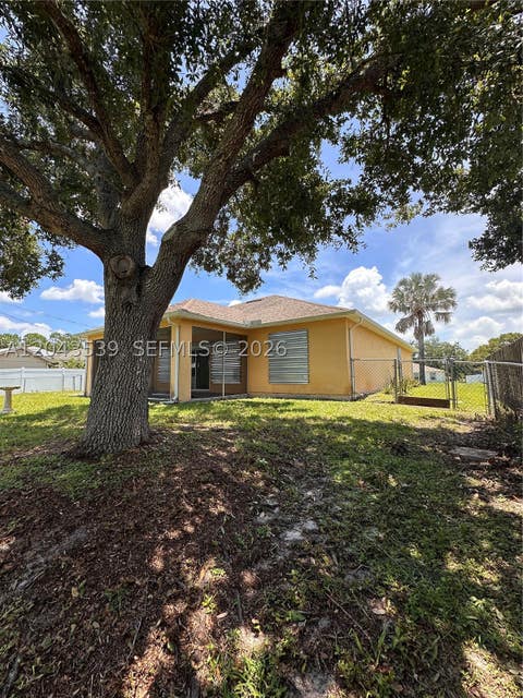 Tiny photo for 7975 105th Ave, Vero Beach, FL 32967 (MLS # A12043539)