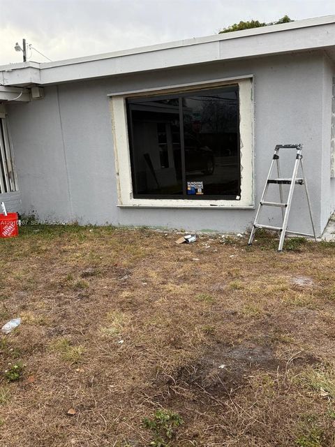 Tiny photo for 1501 NW 3rd Way, Pompano Beach, FL 33060 (MLS # A12010267)