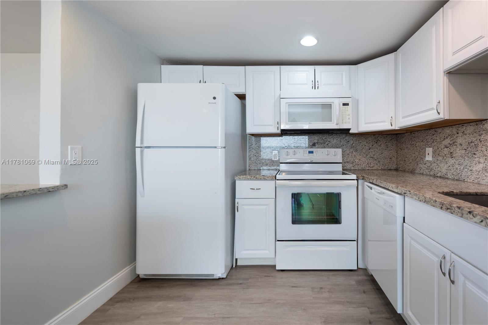 KINGS POINT MONACO CONDOS - Residential