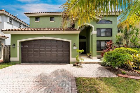 Single Family Residence in Miami FL 14051 152nd Ter Ter.jpg