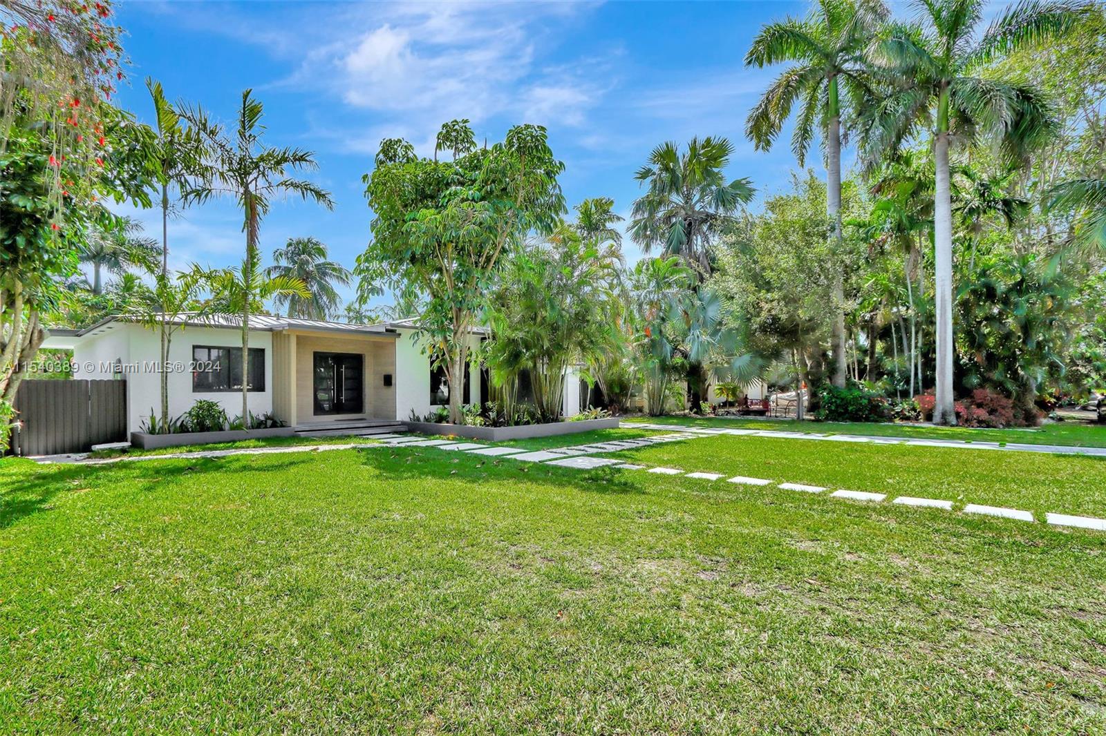 MIAMI SHORES SEC 8 REV - Residential