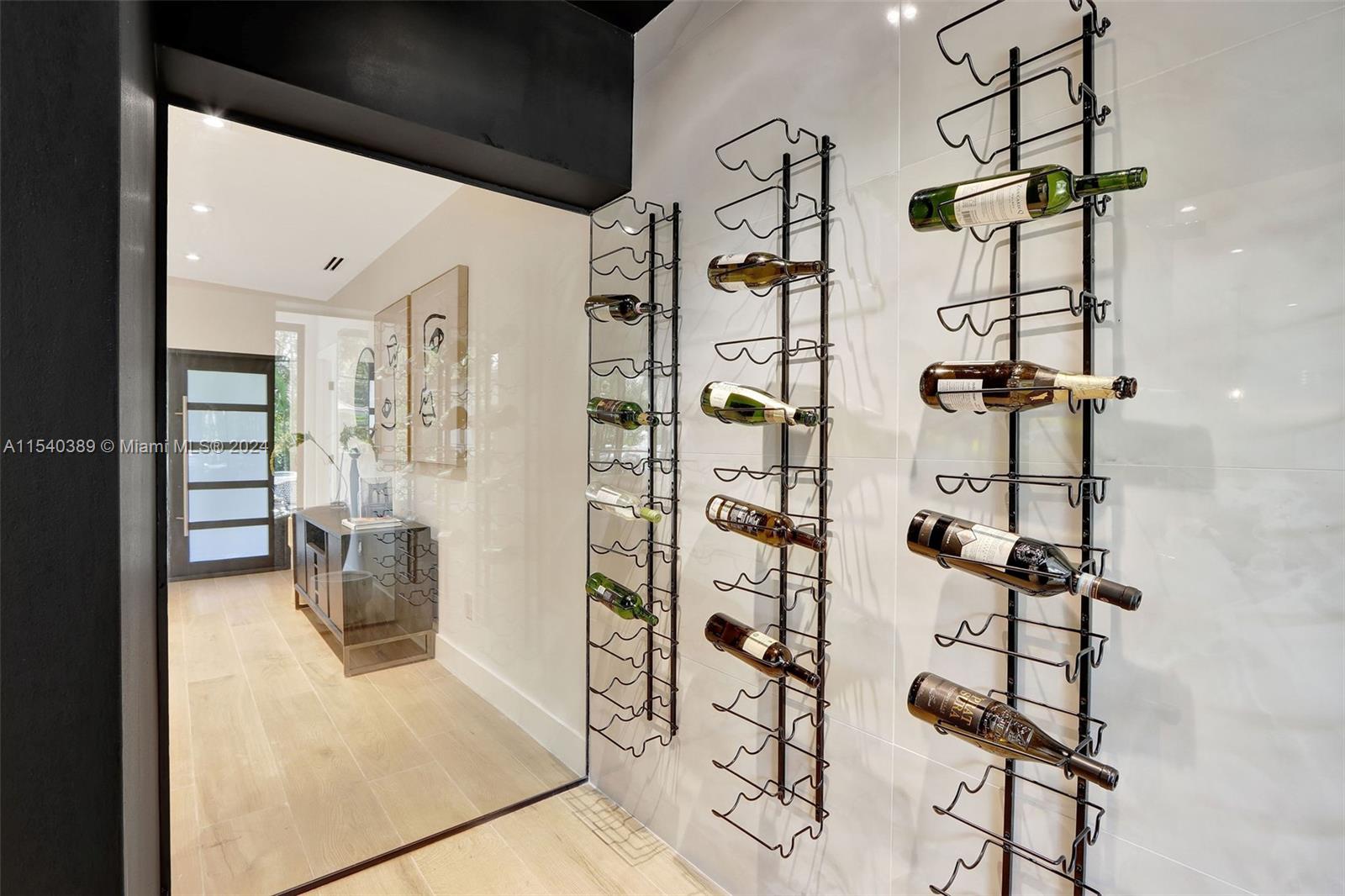 MIAMI SHORES SEC 8 REV - Residential