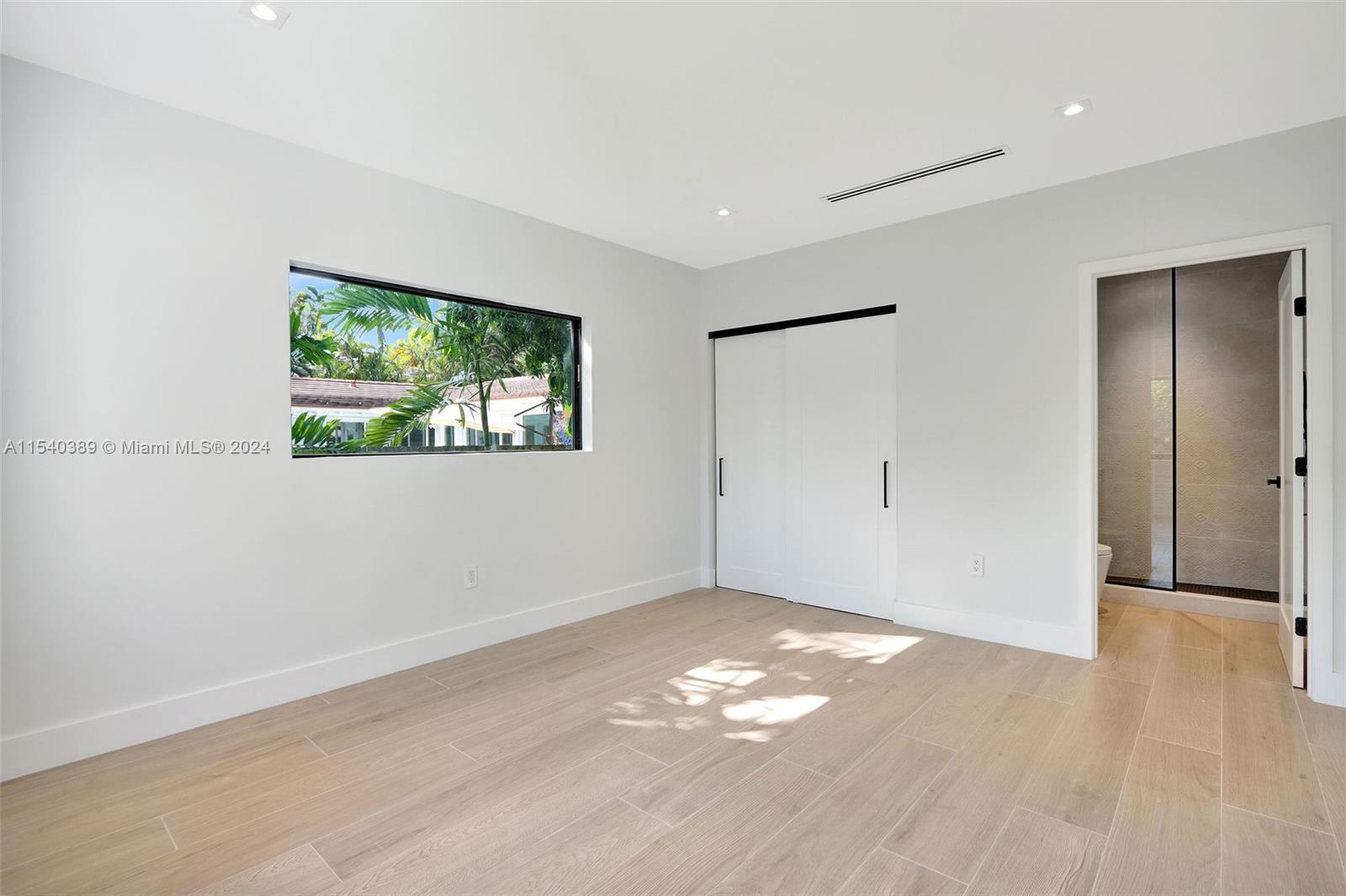 MIAMI SHORES SEC 8 REV - Residential