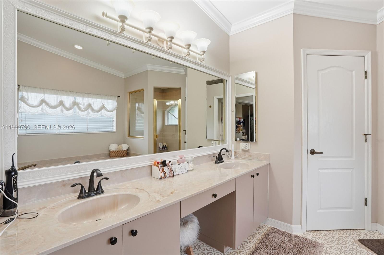 CROSS CREEK ESTATES - Residential